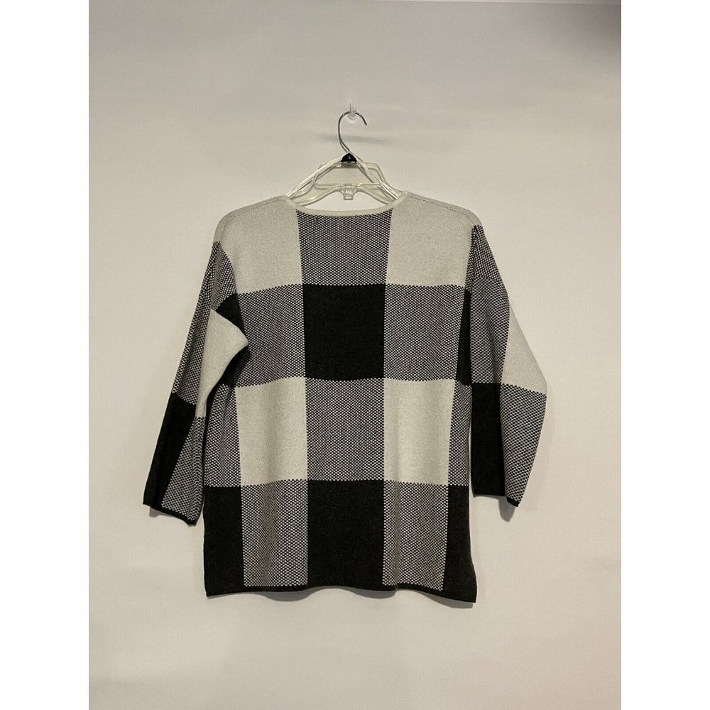 Size Medium Max Studios Color Block Gray & White … - image 2